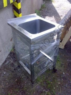 10154 Mycí stůl s lisovaným dřezem ZL 550x600x860